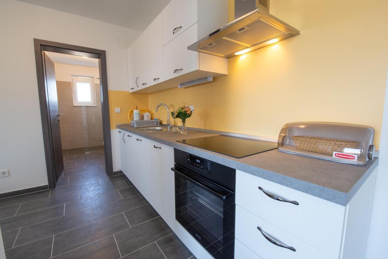 Apartments Luka Сень Екстер'єр фото