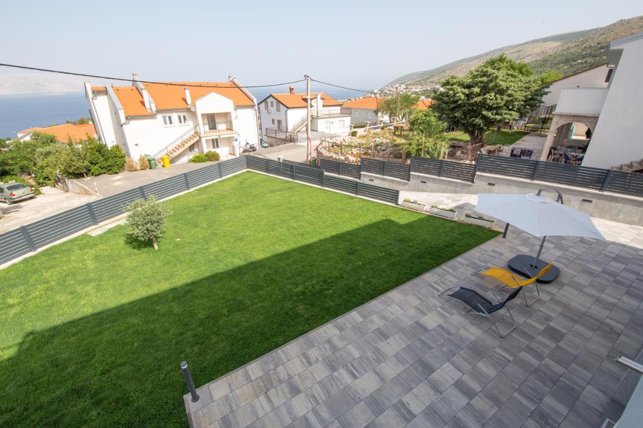 Apartments Luka Сень Екстер'єр фото
