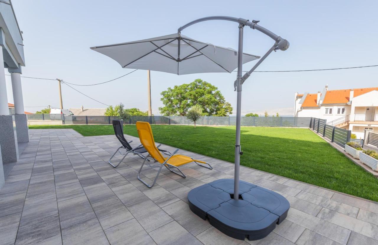Apartments Luka Сень Екстер'єр фото