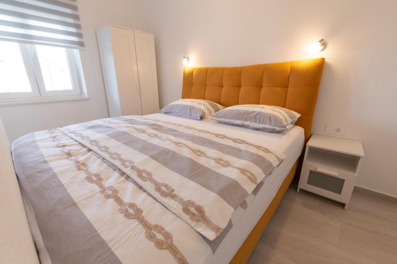 Apartments Luka Сень Екстер'єр фото
