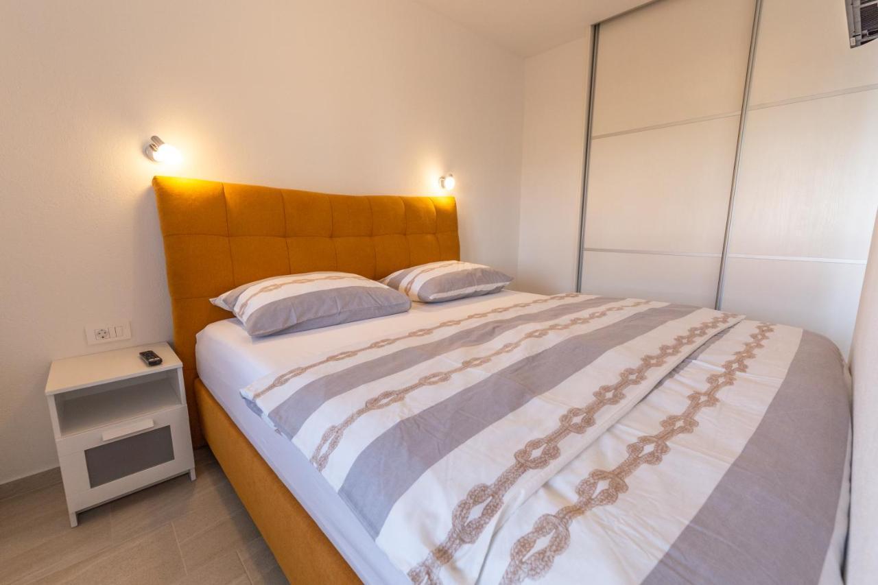 Apartments Luka Сень Екстер'єр фото